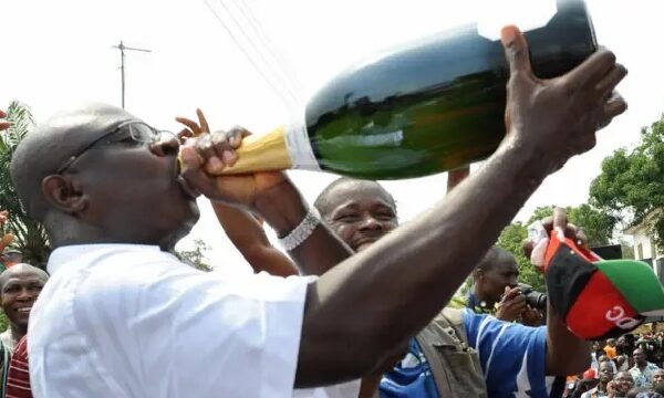 Govt Under Pressure as Drunkards Association Demands Price Reduction