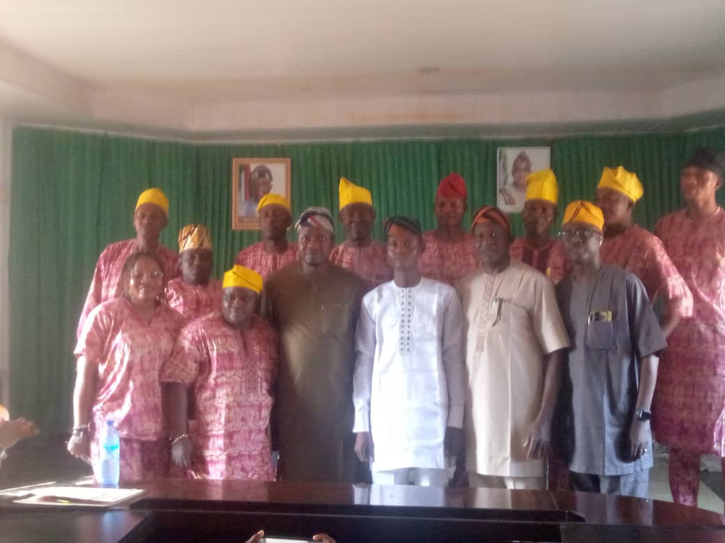 Yewa South local government, led by its Executive Chairman, Hon. Abraham Babatunde Ogunsola, has sworn in Abdul Jabar AYELAGBE has the new Secretary to the local government (SLG).