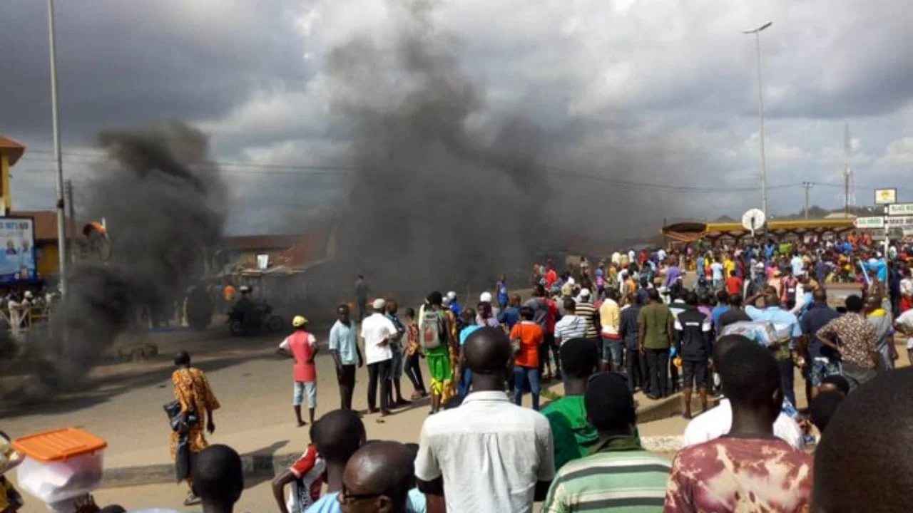 Mob Lynches Woman